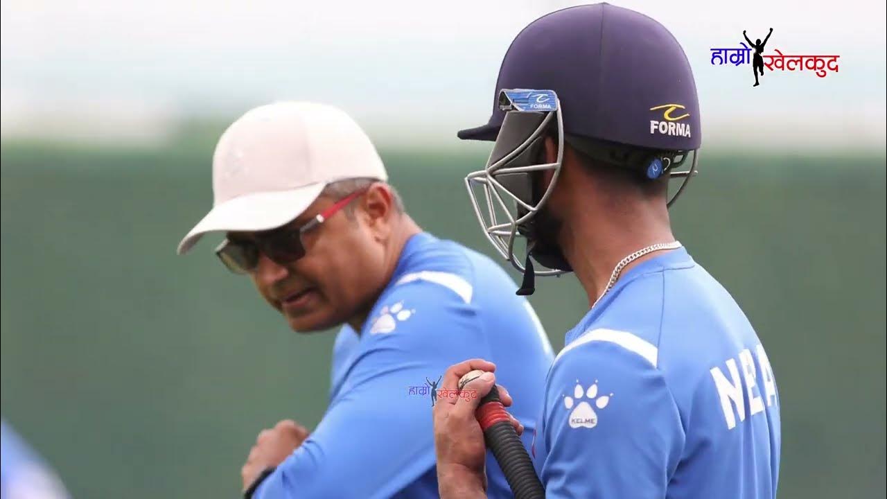 Head Coach Monty Desai busy in training